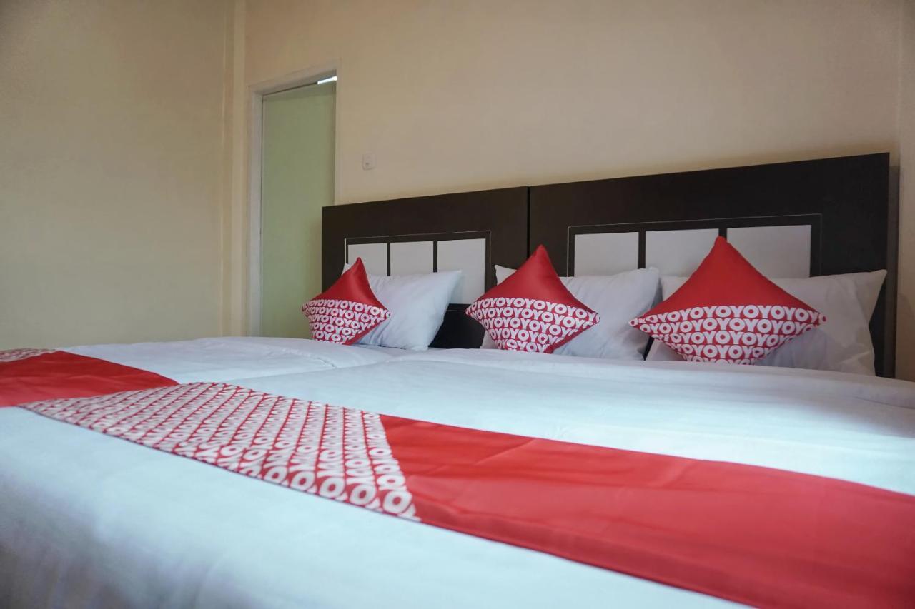 Oyo 1394 Rumaisa Syariah Hotel Pekanbaru