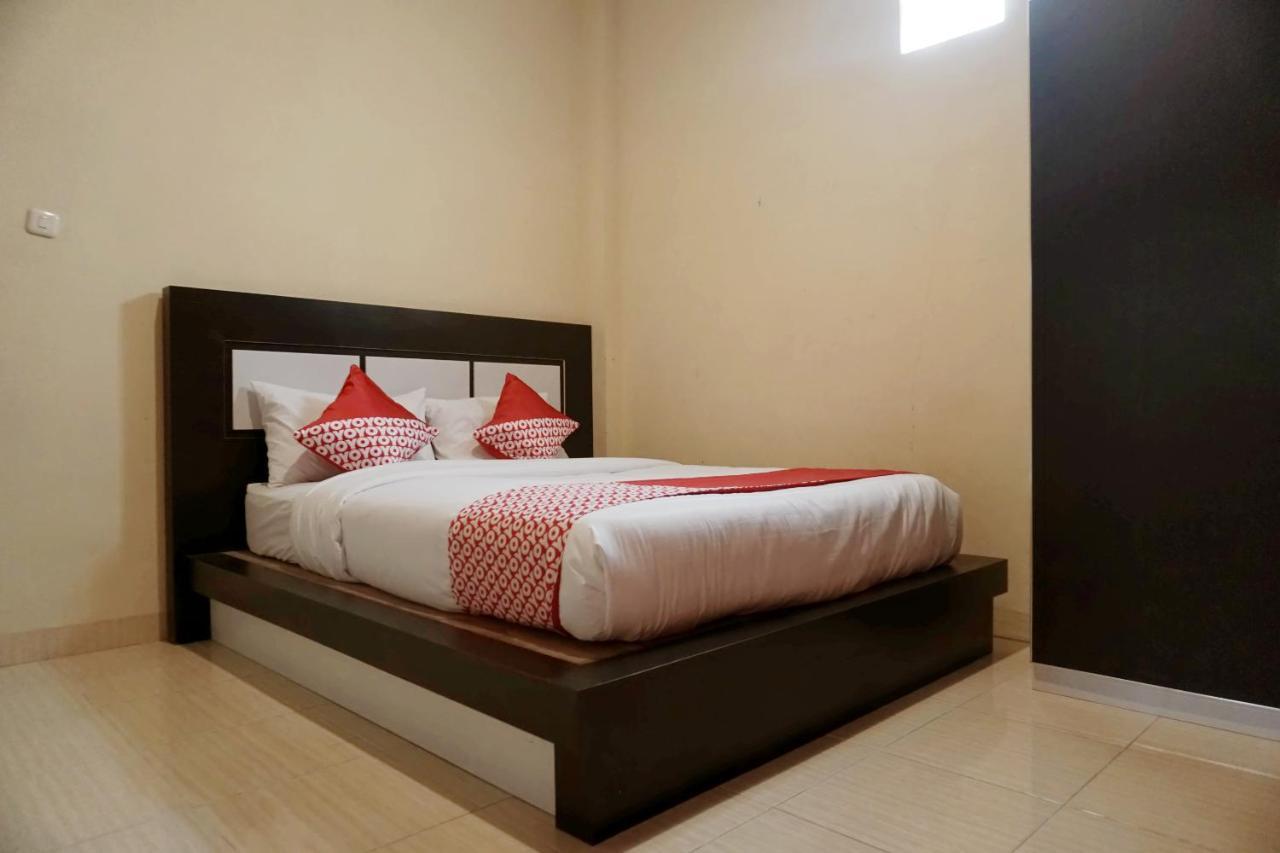 Oyo 1394 Rumaisa Syariah Hotel Pekanbaru